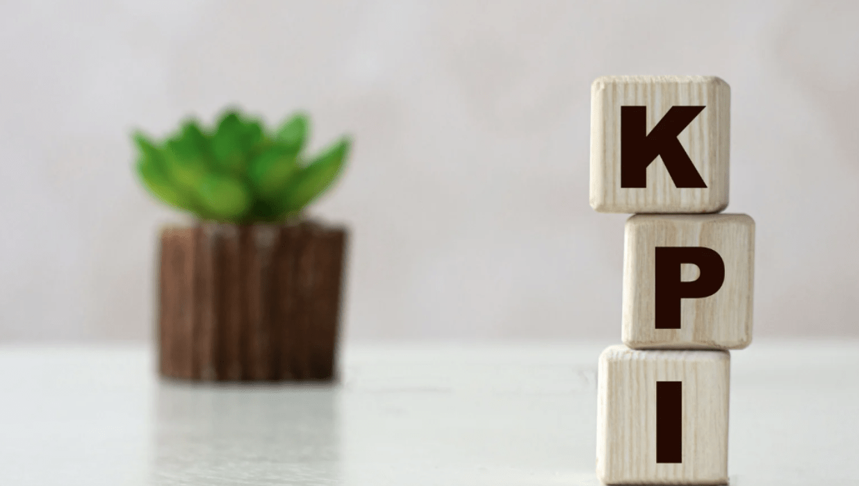 AI That Moves With You: Why KPI Optimization is the Future of Domain-Specific AI